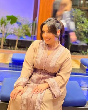 Sahar Seddiki Instagram - More pictures of my first look 🤍
Make up by @meryem.elab
Hair by @alaeddine.make_up.hairstyle
Outfit @majorelle.caftan