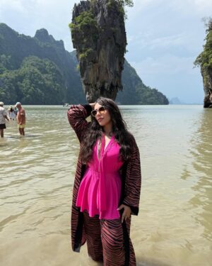 Sahar Seddiki Instagram - License to chill... No rescue needed