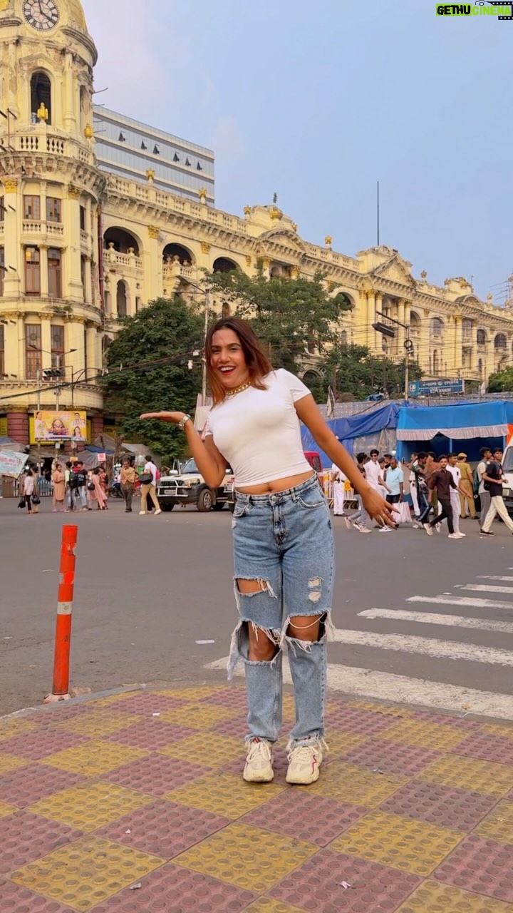 Saheli Rudra - 3.8K Likes - Piche Dekho Sajna Ka Line Lga Hai 😝🙈❤️

#sajnavesajna #danceinpublic #publicrection #trending #reelitfeelit #instagram #viral #sahelirudra #foryou