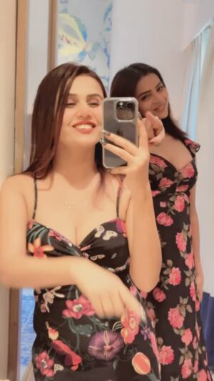 Saheli Rudra Instagram - š«ā¤ļøš
@fatima_fitnessgirl
#friendsforever #reelitfeelit #instagram #viral #foryou