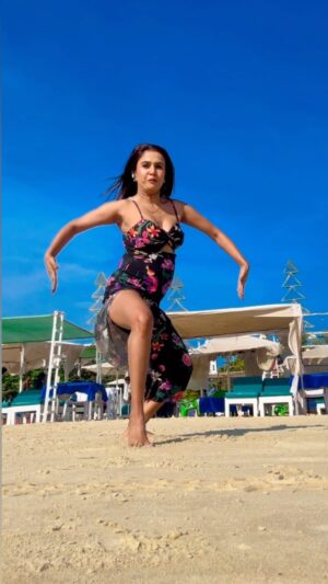 Saheli Rudra Instagram - Iām mermaid š§āāļø
#dancelover #dancemerirani #viral #instagram #foryou #reelitfeelit #sahelirudra #goa