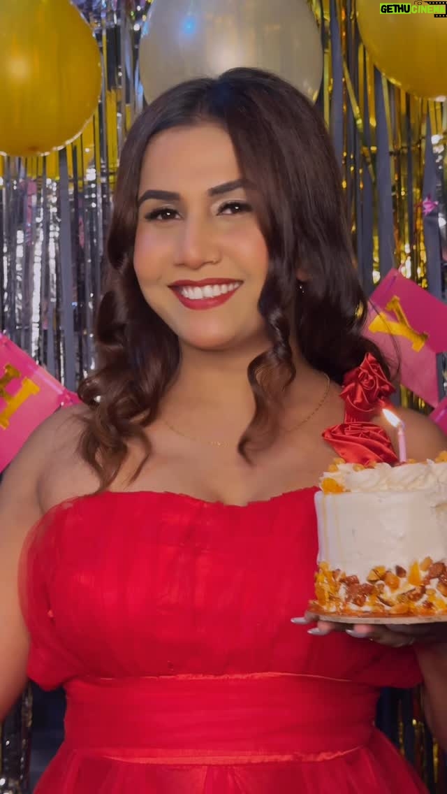 Saheli Rudra - 3.6K Likes - It’s my birthday 🎂🫰❤️🥳

#happybirthdaytome🎉 #birthdaygirl #keepblessing #loveyouall #reelitfeelit #instagram #viral #foryou #sahelirudra
