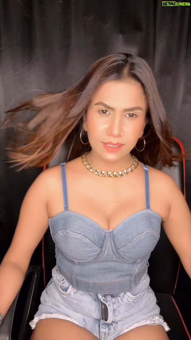 Saheli Rudra - 7.4K Likes - Aur copy karo meri😹🔥

#attitude #expression #trending #reelitfeelit #instagram  #expression #foryou