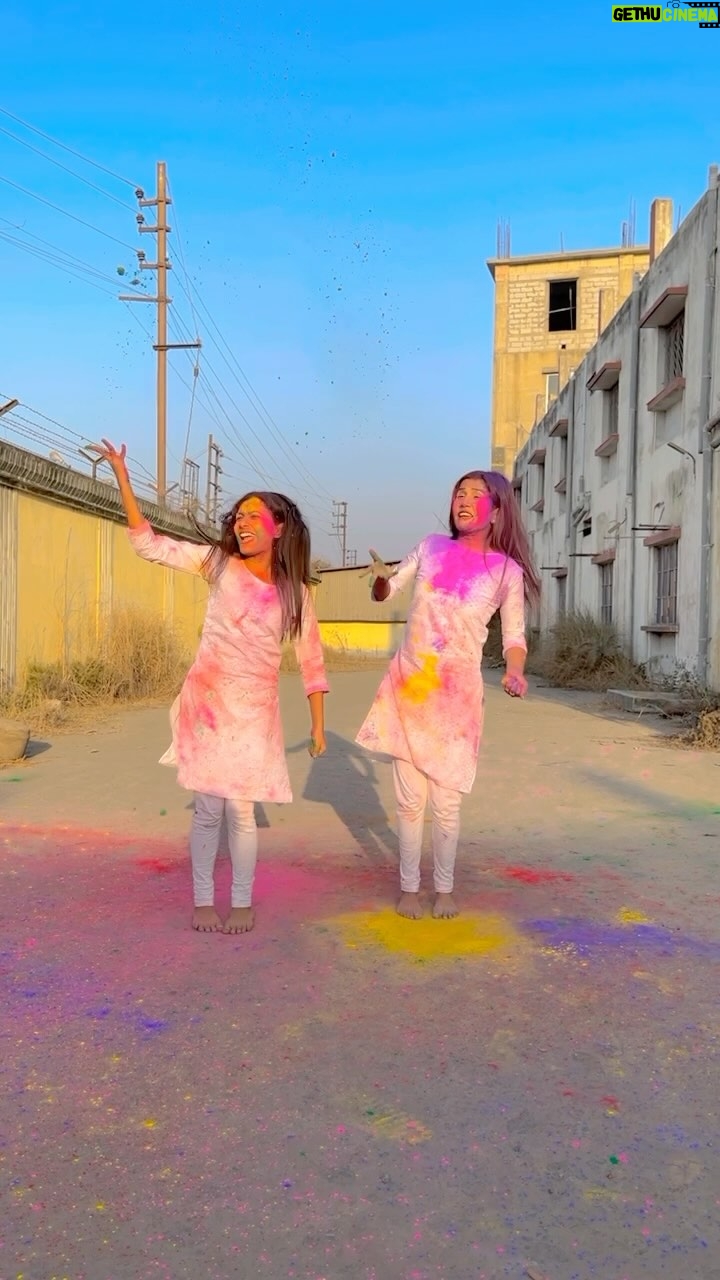 Saheli Rudra - 1.9K Likes - Happy Holi 💥🌈

#dance #happyholi #viral #instagram #foryou