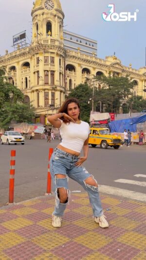 Saheli Rudra Instagram - Mere Mehboob šš„
#dancelover #reelitfeelit #trending #foryou @joshapp.gujarati @officialjoshapp
