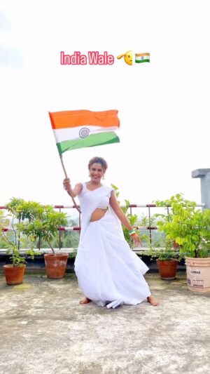 Saheli Rudra Instagram - India š®š³ ke liye ek like toh banti haišā¤ļø
#indiawale #meradeshbharat #india #respect #reelitfeelit #viral #instagram #foryou