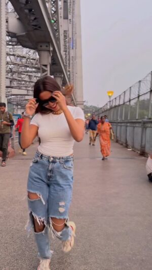 Saheli Rudra Instagram - Mere Se Jalne Wale Bahut Haišš„
#danceinpublic #publicreaction #govindadance #dancelover #trending #reelitfeelit #instagram #viral #sahelirudra #foryou