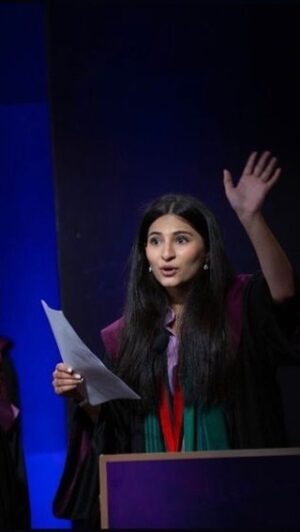 Sai Godbole Instagram - GRADUATED with honours👩‍🎓💕
And was chosen as the VALEDICTORIAN!🥺
Was supposed to give a 3 minute speech to summarise my entire magical three year college experience but gave a 9 minute one instead 😬(here’s the full speech❤️) 
All I’m feeling is extreme gratitude 
Thankyou @whistling_woods @meghnaghaipuri_official @rahul77 for everything🧿✨
