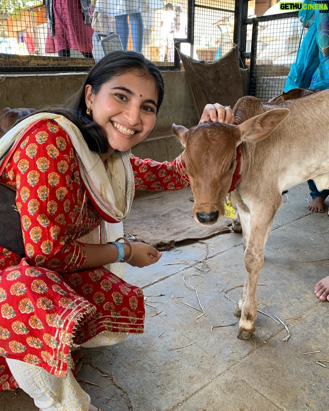 Sai Godbole - 79.1K Likes - Namaskaram🙏🏼❤️
At the foothills of the Velliangiri mountains, my time at the @isha.foundation was surreal. The calm I felt within the serene and spiritually charged space was profound. Surrounded by the inclusivity and warmth of the people, nourished by healthy food, embraced by the purity of the air, and the divinity and grandeur of the Adi Yogi, I felt deeply connected. The energy of the powerfully consecrated Dhyan Linga and the Linga Bhairavi Devi temple has left a lasting impression on my soul. 
It was heartening to witness the immense work being done to address climate change through the Save Soil initiative (we visited the nursery too) and support for farmers. The dedication to empowering underprivileged students at the Isha Vidhya school is truly inspiring. The work Sadhguru and his team of volunteers continue to do is nothing short of remarkable.
Thank you for this incredible experience, for welcoming my mom and me into your sacred space. We left feeling rejuvenated, inspired, and deeply grateful. Shambho.”

Special thank you to Swami Suyagna ji for his kindness, time and generosity🙏🏼
Priyanka Akka and Kinjal Akka @kinjalmehta97 for showing us around the ashram with so much care, your warmth made us feel even more connected to the space🌷
Lots of love to Rudreshi Akka @_rudreshi_ for truly making us feel at home! You are sunshine! ☀️ 
Thank you to Kunal Anna for organising this retreat and Chaitral for coordinating everything! 🤍
And a huge thank you to Daddu @niharshembekar for introducing me to this divine, magical world and to my mom @kulkishori for her company and her efforts to make sure I have this experience ❤️🧿🙏🏼🌟

#ishafoundation #adiyogi #sadhguru