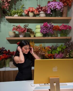 Sai Godbole Instagram - the 🍎 experience @apple <3
I am blown away by how much apple cares about artists and creatives! Every single device, feature, update has been made with so much love, attention and care with the intention of making the process of creating art special for the artist! 
We got to experience the brand new tiny Mac mini, ipads, the incredible loud noise reduction in the AirPods, the newest photo retouching technology that’s going to release next month, the next gen additions that Apple intelligence is making to Final Cut Pro and Logic Pro!!! (Musicians, Editors, creators are going to have the time of their lives with this)
I’m so grateful for this trip of a lifetime with my favourite brand of all time in my favourite city of all time 
Thank you @apple for being so kind! The best for a reason🤍🧿