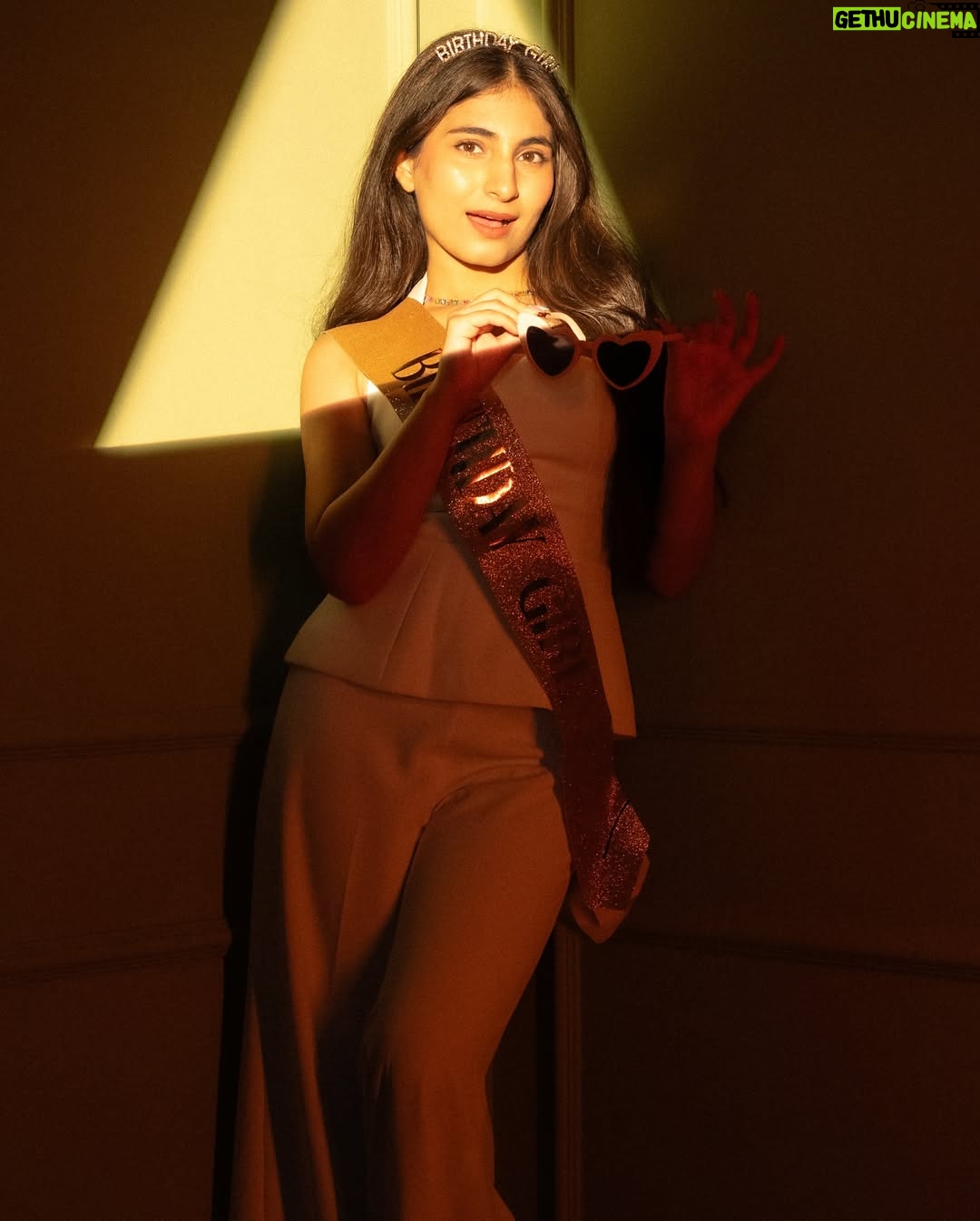 Sai Godbole - 43.2K Likes - Happy Sai day to us!!!❤️🙂‍↕️🍰🤌🏼🥳 
I’m so grateful to each and every one of you! You make everyday so special! Here’s to entertaining you forever and ever <3✨🧿🤍

📸 by the fabbb @roverdiaries_ thank uuu!!
special thanks to my @chaitralchourikarr 🥰

#birthday