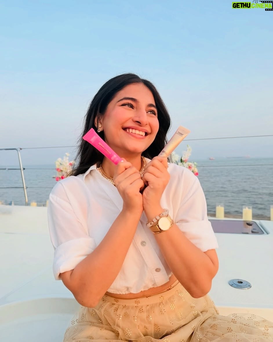 Sai Godbole - 40K Likes - chased the sunset, sailed away❤️
thank you for hosting the best party @indewild @diipakhosla @olegbuller 💫🫶🏼
thank you @hustlerani @shubhra.vaity @sanyaparekh for clicking these lovely photos! 
check out @indewild ‘s two newest dewy lip tints!! I genuinely love them!!😍