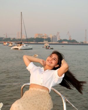 Sai Godbole Instagram - chased the sunset, sailed away❤️
thank you for hosting the best party @indewild @diipakhosla @olegbuller 💫🫶🏼
thank you @hustlerani @shubhra.vaity @sanyaparekh for clicking these lovely photos! 
check out @indewild ‘s two newest dewy lip tints!! I genuinely love them!!😍