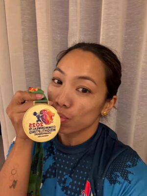 Saikhom Mirabai Chanu Instagram - Thank you everyone 🇮🇳 🏅