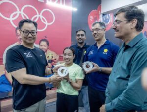 Saikhom Mirabai Chanu Instagram - Thank you Hon'ble @kiren.rijiju sir for inaugurating the residential wing of Weightlifting Warriors Academy in Modi Nagar yesterday.
The state-of-the-art facility, established by our Chief National Coach Shri Vijay Sharma in September 2024, will now provide accommodation for up to 60 athletes in 30 fully equipped rooms. Currently, 40 young athletes aged 8-14 years and 15 elite athletes are also training at the academy.
The academy operates under the Khelo India Scheme with support from the Ministry of Youth Affairs and Sports, Sports Authority of India, Olympic Gold Quest, and the Indian Weightlifting Federation (IWLF). The facility features world-class training amenities, including a modern gymnasium, recovery zones with steam, sauna, and ice bath facilities, and is staffed by seven coaches, three physiotherapists, and two certified masseurs.
Also, thanks to IWF President Sahdev Yadav sir, our MP Dr. Raj Kumar Sangwan sir, MLA Dr. Manju Siwach and all present during this occasion.