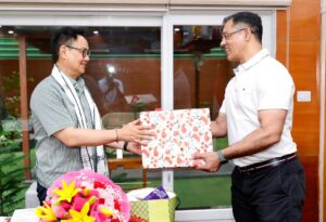 Saikhom Mirabai Chanu Instagram - It’s always a pleasure meeting Hon’ble Kiren Rijiju sir. Truly grateful for your unwavering support, encouragement, and belief in athletes like me. Your guidance continues to motivate us to strive for excellence and bring glory to the nation.