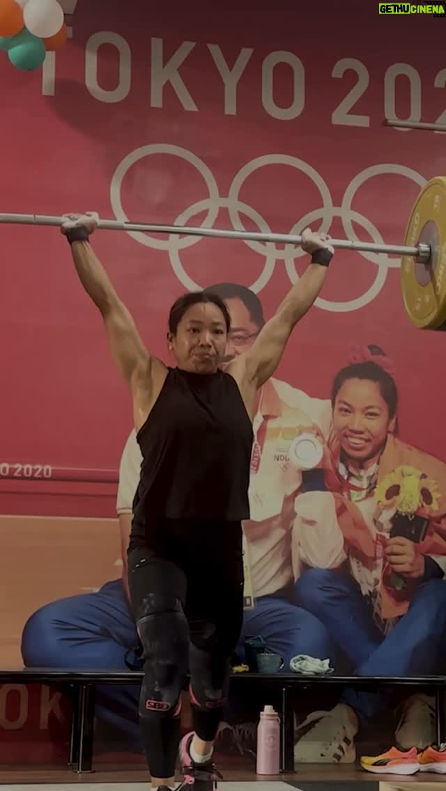 Saikhom Mirabai Chanu - 19.6K Likes - Push Limits. Embrace Challenges. 

#MirabaiChanu #Training #Weightlifting #PushingMyself
