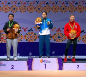 Saikhom Mirabai Chanu Instagram - Mirabai makes a comeback with Gold at the Commonwealth Weightlifting Championships! 🥳
#Olympic medallist 🏅 Mirabai Chanu clinches a Gold 🥇 in Women’s 48kg at the Commonwealth Weightlifting Championships in Ahmedabad, Gujarat with a total lift of 193 Kg, setting new Commonwealth Championships records in Clean & Jerk, Snatch and Total.
Super proud of you, Mirabai! 👏🏻
#IndianWeightlifting #Sports #IndianSports