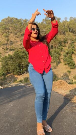 Sakku Pandey Instagram - Darling 😜👯✨ #reels #viral #trending