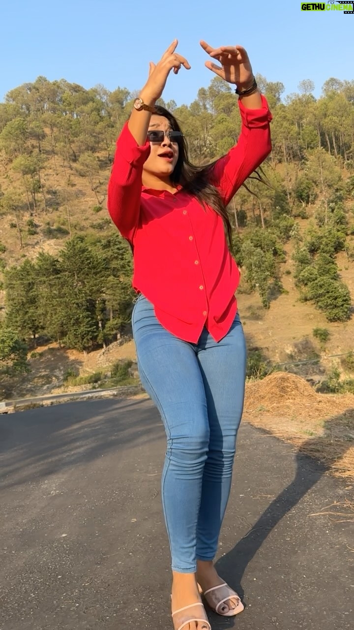 Sakku Pandey - 5.1K Likes - Darling 😜👯✨ #reels #viral #trending