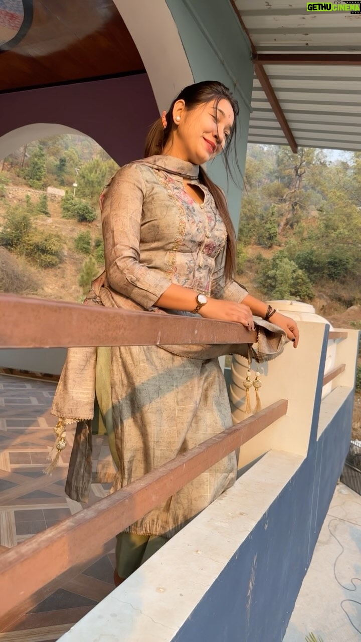 Sakku Pandey - 6.1K Likes - 