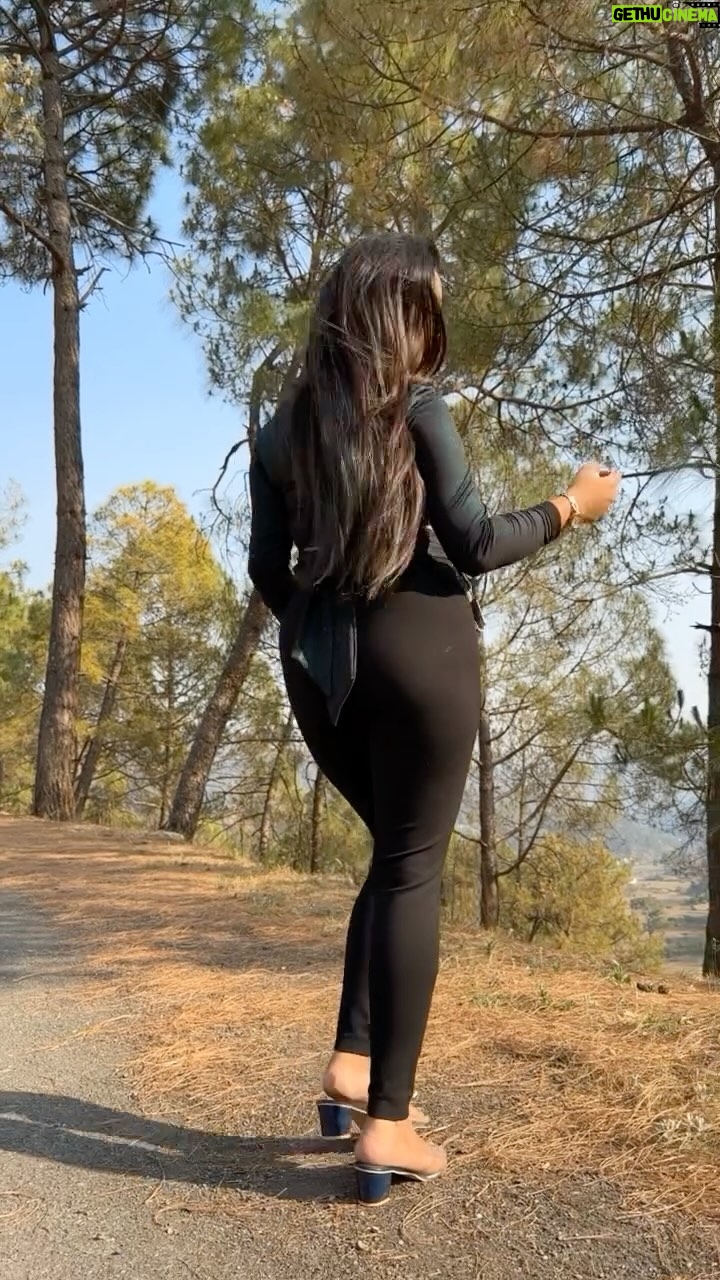 Sakku Pandey - 14K Likes - 