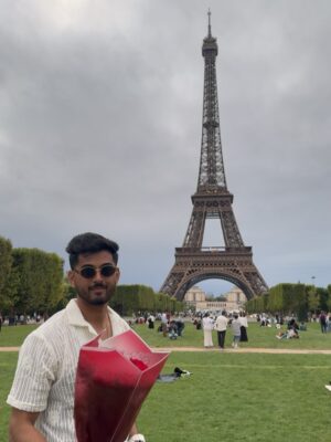 Sakshi Chhajed Instagram - Just two hearts in Paris🗼❤️

#viralcouplereel #switzerlandcouple #puneinfluencer #puneinfluencer #puneblogger #punecouple #couplegoals #puneviralcouple #punecouplegoals #punecontentcreator #couplegoals
#punecity #puneinstagrammers #puneblogger #puneinsta #punecreator #punecontentcreator #punecity #Punecouplegoals #punecoupleviral #puneviralcouple #couplelove #mumbaicouole #mumbaiviralcouple #mumbaicouplepromotion