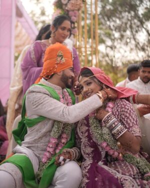 Sakshi Chhajed Instagram - Piya ka pyaar mill jaye❤️🧿

#indianwedding #viralwedding #viralcouple #punecouple