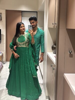 Sakshi Chhajed Instagram - Yaara ek tu mera❤️🧿

#viralcouplereel #switzerlandcouple #puneinfluencer #puneinfluencer #puneblogger #punecouple #couplegoals #puneviralcouple #punecouplegoals #punecontentcreator #couplegoals
#punecity #puneinstagrammers #puneblogger #puneinsta #punecreator #punecontentcreator #punecity #Punecouplegoals #punecoupleviral #puneviralcouple #couplelove #mumbaicouole #mumbaiviralcouple #mumbaicouplepromotion