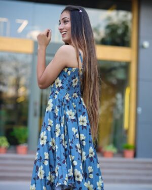 Sakshi Gupta Instagram - š©µ
.
.
.
#picoftheday #trend #girlpose #pose #photooftheday #sakshigupta