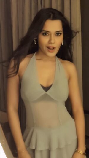 Sakshi Mihir Instagram - Irada to bta š¤ā¤ļø