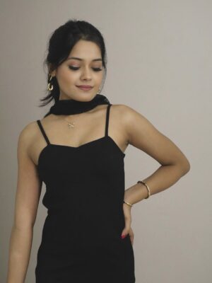 Sakshi Mihir Instagram - Dress ho to aisi šµ
( bodycon dress , black dress , style , ootd , sakshimihir )