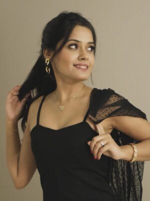 Sakshi Mihir Instagram - Dress ho to aisi šµ
( bodycon dress , black dress , style , ootd , sakshimihir )