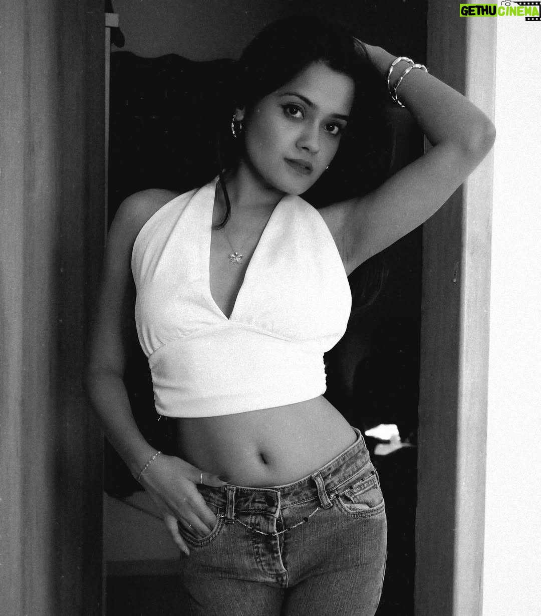 Sakshi Mihir - 7.8K Likes - Babydoll 🫣