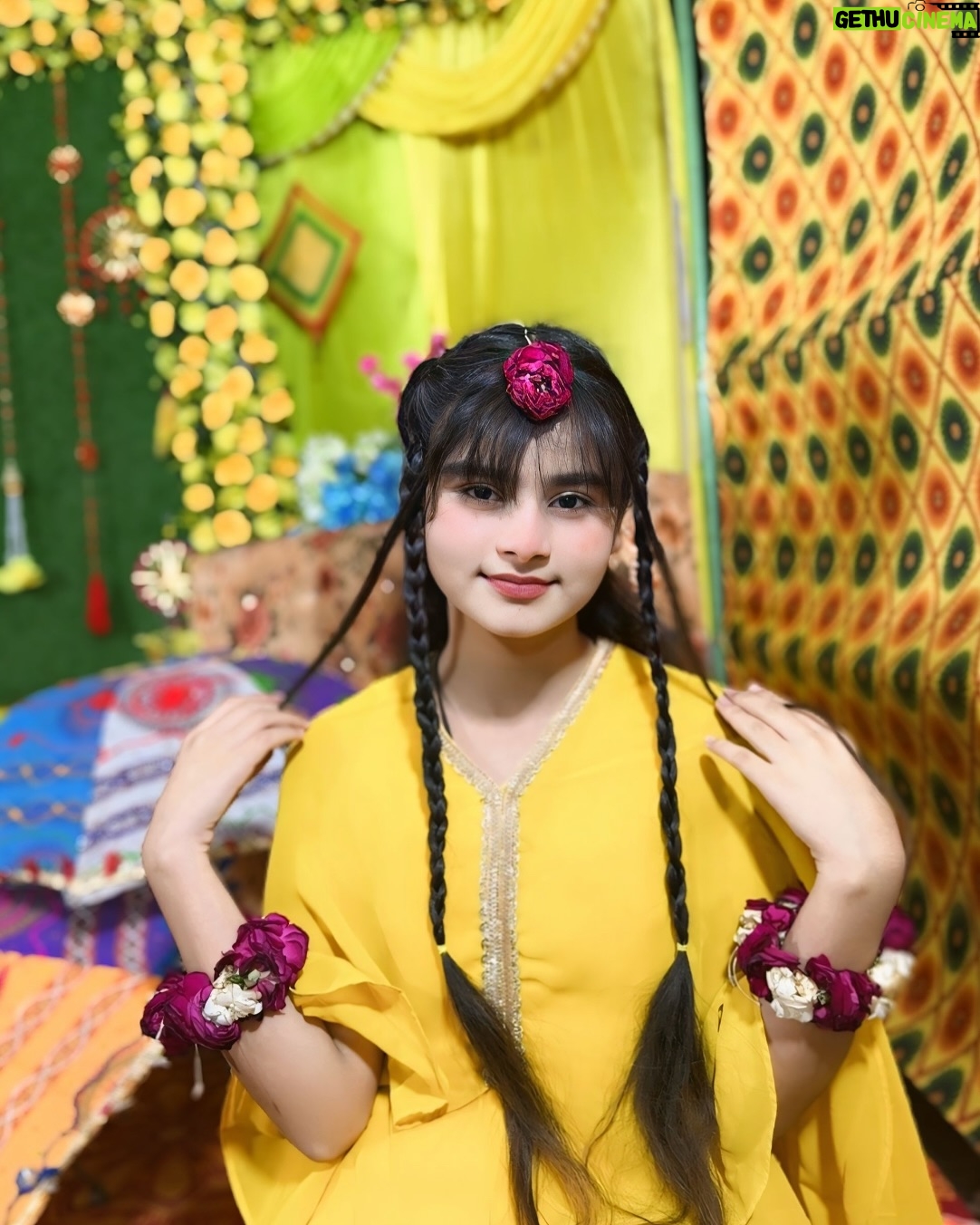 Saliha Ahmad - 16K Likes - HALDI ✨💛 

#salihaahmad #haldifunction #wedding