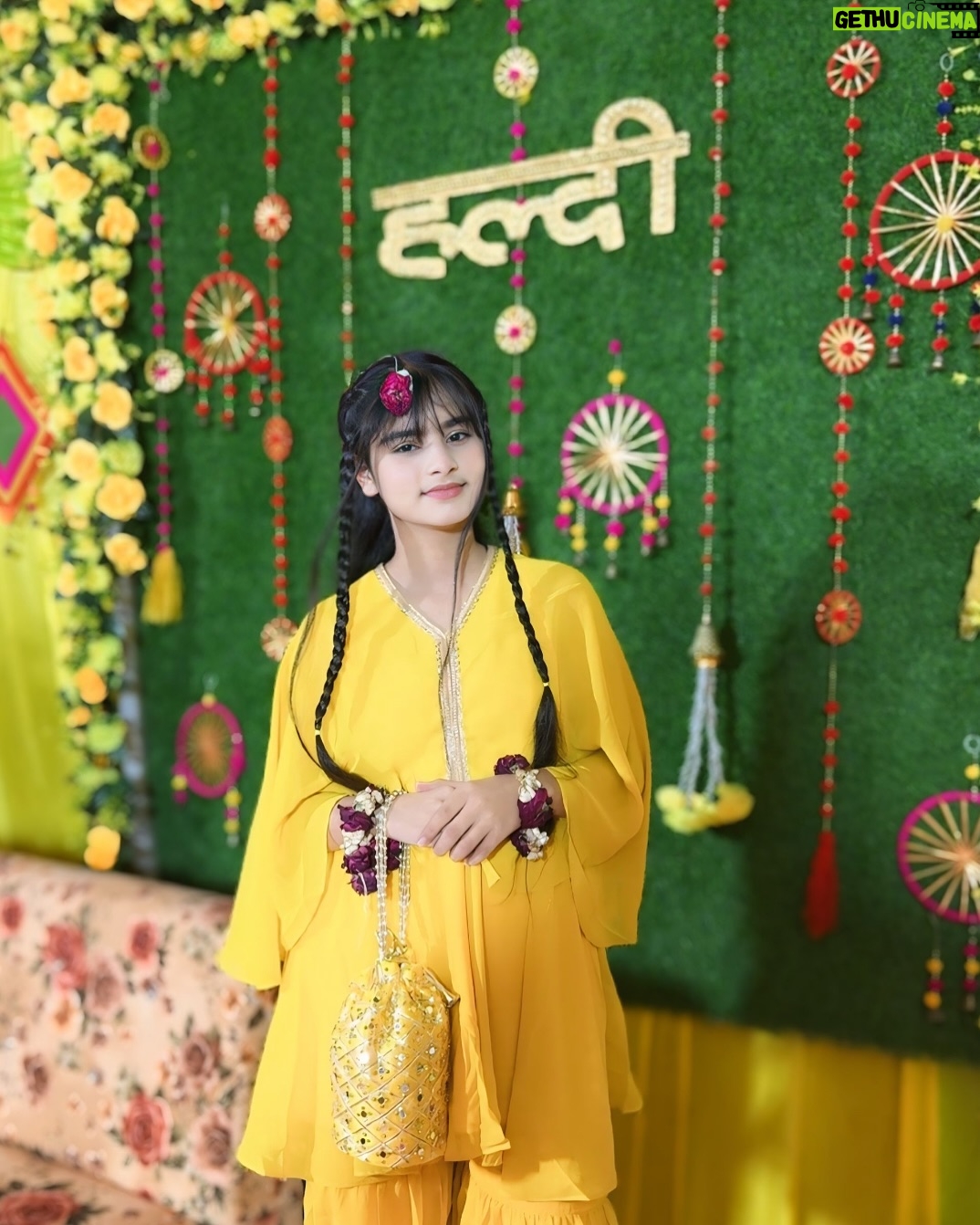 Saliha Ahmad - 16K Likes - HALDI ✨💛 

#salihaahmad #haldifunction #wedding