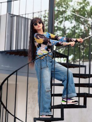 Saliha Ahmad Instagram - “Keepin’ it real, keepin’ it cute.” 🥹🍬💙
#salihaahmad #cute #instagram #instagrampost #morningpost