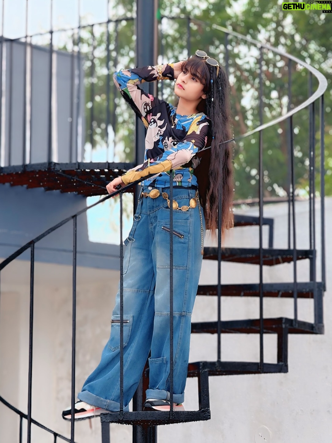 Saliha Ahmad - 29.9K Likes - “Keepin’ it real, keepin’ it cute.” 🥹🍬💙

#salihaahmad #cute #instagram #instagrampost #morningpost