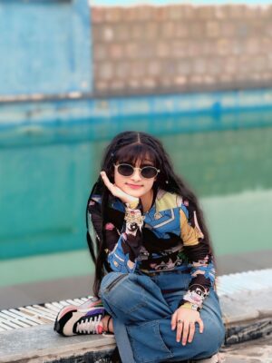 Saliha Ahmad Instagram - “Keepin’ it real, keepin’ it cute.” 🥹🍬💙
#salihaahmad #cute #instagram #instagrampost #morningpost