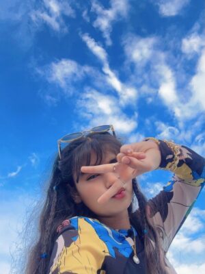 Saliha Ahmad Instagram - “Keepin’ it real, keepin’ it cute.” 🥹🍬💙
#salihaahmad #cute #instagram #instagrampost #morningpost