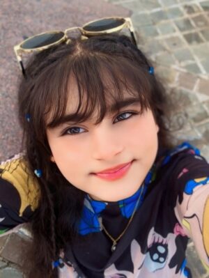Saliha Ahmad Instagram - “Keepin’ it real, keepin’ it cute.” 🥹🍬💙
#salihaahmad #cute #instagram #instagrampost #morningpost