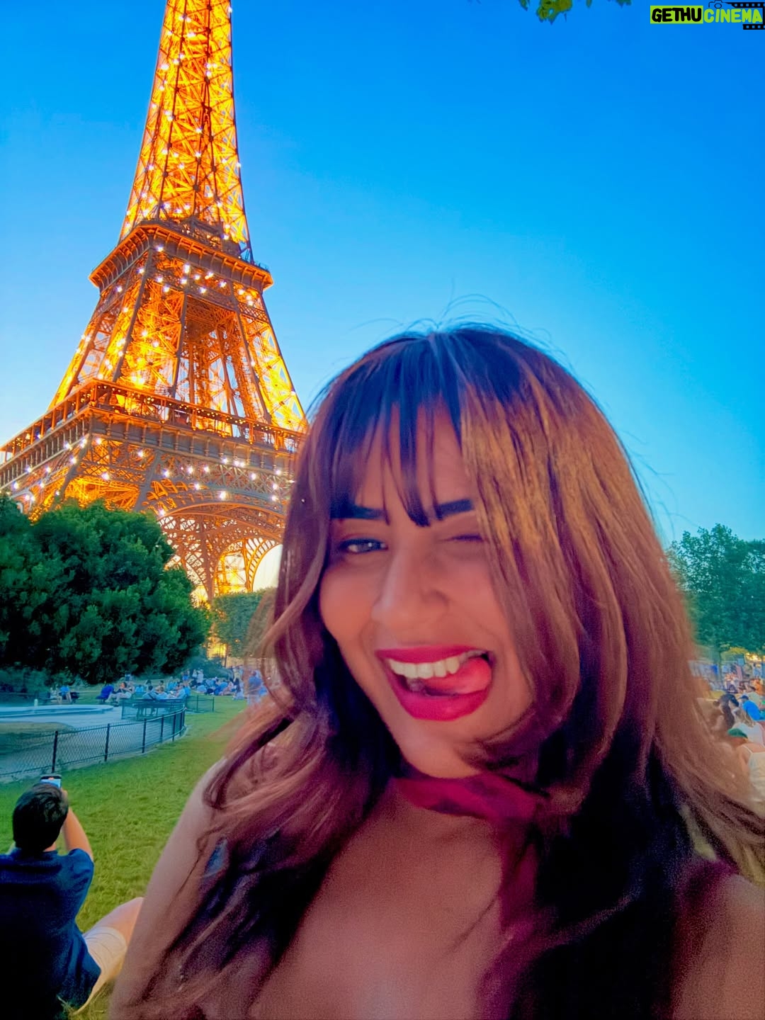Sameeksha Takke - 63.7K Likes - Shades of Sameeksha ❤️ Hayeee🤭🥰
Mood swing ya vlog? Dekhlo khud 🤭🎥 Link in bio!
.
.
.
#Paris #vlog #sameekshatakke #youtubevlogs #yt #funny #contentcreator #StinEurope #france