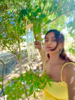 Sameeksha Takke Instagram - Like a sunflower lost in lavender fields who is scared of Bees 🌻
.
.
Provence Vlog ka revision karlo Youtube pe ✨ New video coming today ❤️
.
.
.
Love you photographer @roopvermaa
.
#aixenprovence #StInEurope #france #sameekshatakke #travel #potraits #provence #lavender #lavenderfields #travelgram #atrangiwomaniya