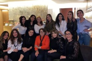 Samia Akariou Instagram - شكرا عزيزاتي الرائعات على هذه اللحظات الجميلة التي امضيتها برفقتكن كنتن رائعات محبات جميلات وجد ممتعات 🥰🥰 شكرا لالا حياة لفكرتك الفريدة في ان تجمع شملنا وان تحيي فينا الروح الحلوة والبسمة التي طالما غابت عنا في هذه الايام العصيبة. بنون النسوة اقول لكن سيداتي صديقاتي اخواتي وكل نساء العالم دمتن رائعات مناضلات مبدعات من أجل حياة افضل وعالم تسود فيه المساواة 🧡🧡🧡🌹🌹🌹🌹🌹
@hikmateofficial @khadijaassadofficiel @fatimakhairoff @fatimazahralaaroussi @safaahanaa @hamaka_officiel @mariahnadim
@hayatjabrane 
@najatrajouiofficial 
@leilaboulkaddat 
Merciii @sofitelmarrakech @goal_events
