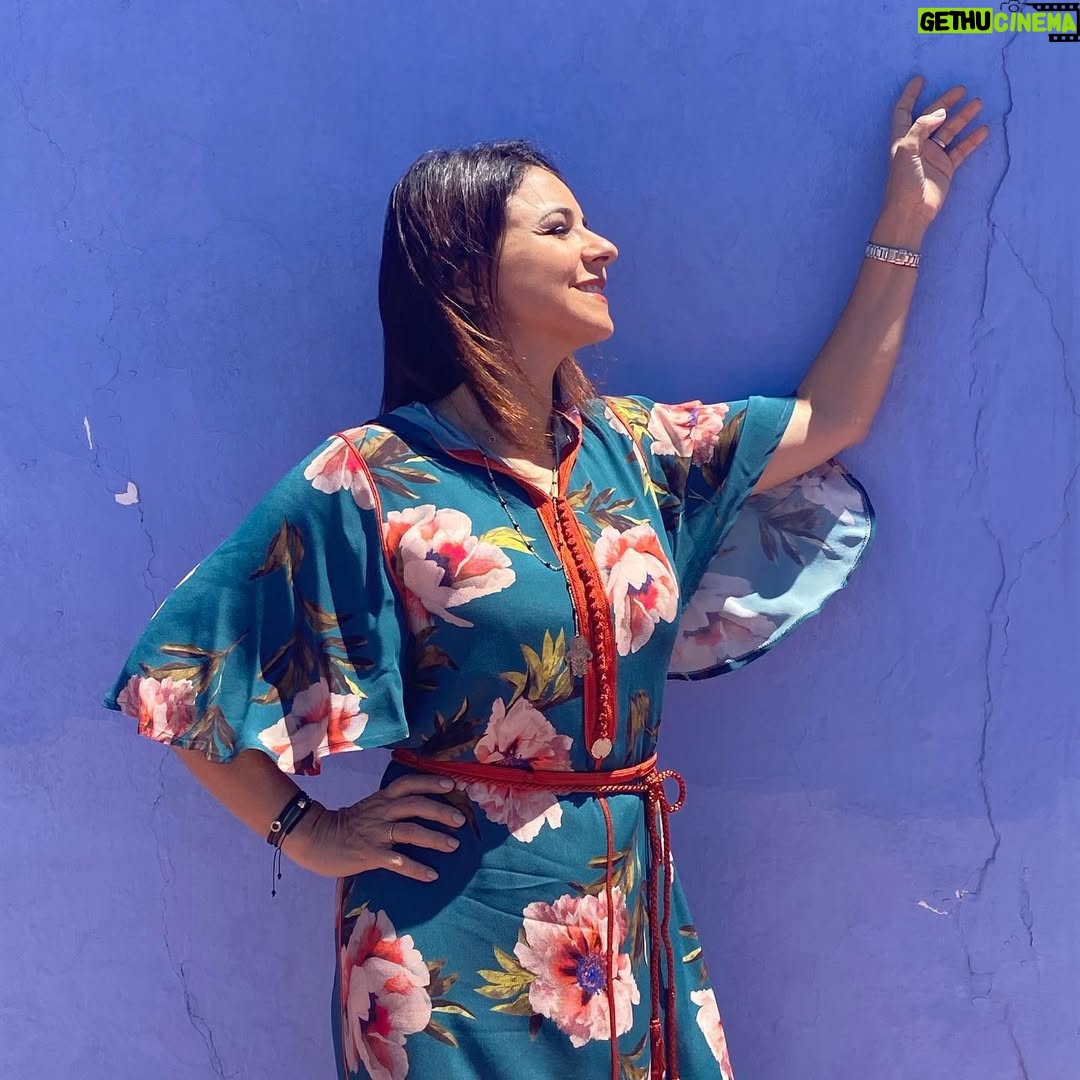 Samia Akariou - 33.6K Likes - Aid Moubarak mes amis mes chers fans et ma chère famille ❤️❤️❤️ merci @kounouz.officiel 😘 📸by my swetie @sanaelhabti