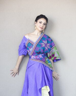 Samia Akariou Instagram - عيد مبارك سعيد أصدقائي صديقاتي الله يدخلو عليكم بالصحة والعافية 🙏🌹❤️ 
Aid Moubarak 🌹
@anas.yass 
@saidmahroufofficial