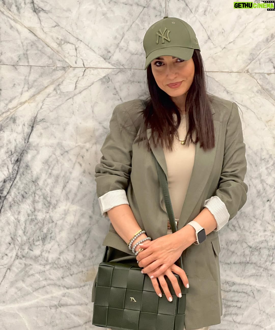 Samira Hassanpour - 20.3K Likes - 💚🧚‍♂️
@3omish 📸