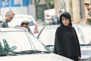 Samira Hassanpour Instagram - عکسهایی از مونا کارکتر سریال گردن زنی🥰
@samira_bakhtiary 📷
#سريال_گردن_زني #فيلمنت#سامان_سالور#علي_قربانزاده #سميرا_حسن_پور#آرش_خلاقدوست