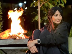 Samira Hassanpour Instagram - گفت آتش بي سبب نفروختم.....
دعوي بي معني ات را سوختم.......
درد بي دردي علاجش آتش است......
#پاییز🍁
@saman_salour 📷