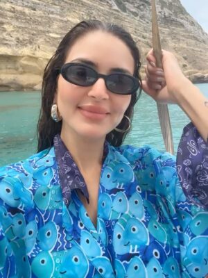 Samira Magroun Instagram - ربي عطاني برشه 🤍 الحمد لله على جميع النّعم ، على قلب يحبّ و ما يكرهش ، على روح تفرح لفرح الناس و تحزن لضيقهم ، على عقل يوزن قبل ما يُحكم ، إيجاوا نرتقيوا و نحبوا قد ما نقدروا رانا كعيبتين في هالعالم 🤍✨
@lovinaisland 🌊